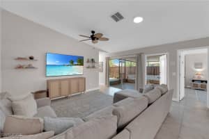 6353 Royal Woods Dr, Fort Myers