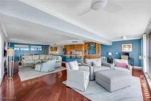 250 Park Shore Drive, Naples, FL 34103 - MLS#225066017