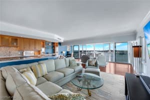 250 Park Shore Drive, Naples, FL 34103 - MLS#225066017