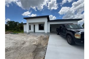517 JOHNS Avenue, Lehigh Acres, FL 33972 - MLS#225066021