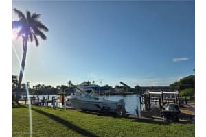 1207 Martinique Court, Marco Island, FL 34145 - MLS#225066036