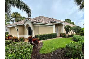 10051 Oakhurst Way, Fort Myers