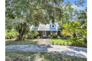 210 25th Street, Naples, FL 34117 - MLS#225066087