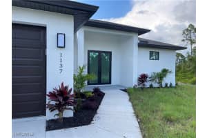 1137 Damen St E, Lehigh Acres