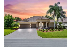 20905 Torre Del Lago St, Estero