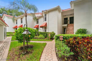 613 Serendipity Dr 613, Naples