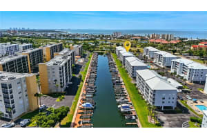 4521 Bay Beach Ln 325, Fort Myers Beach