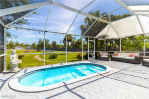 2727 40th Avenue, Naples, FL 34117 - MLS#225066216
