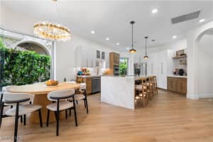 3083 Santorini Court, Naples, FL 34119 - MLS#225066284