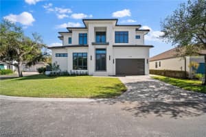 27148 Serrano Way, Bonita Springs, FL 34135 - MLS#225066293
