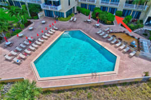 180 Seaview Ct 103, Marco Island