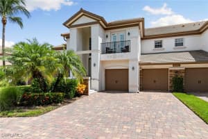 8085 Players Cove Dr 201, Naples