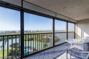 17 Bluebill Ave 1102, Naples