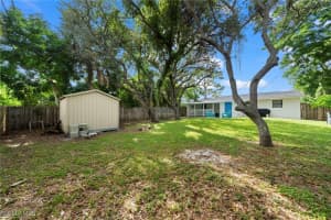85 7th St, Bonita Springs