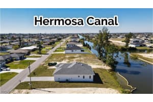 121 8th Terrace, Cape Coral, FL 33909 - MLS#225066393