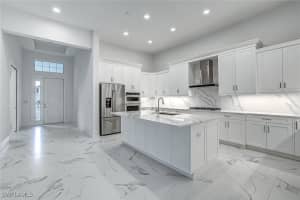 9659 Moonflower Court, Naples, FL 34114 - MLS#225066471