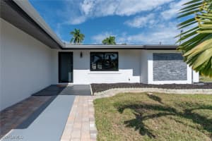 9793 Tonya Court, Bonita Springs, FL 34135 - MLS#225066492