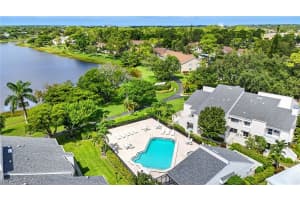 3130 Kings Lake Blvd 7543, Naples