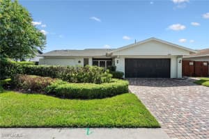4980 Napoli Dr, Naples