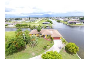 901 3rd Place, Cape Coral, FL 33993 - MLS#225066570