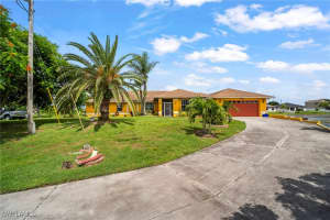 901 3rd Place, Cape Coral, FL 33993 - MLS#225066570