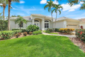 1932 Springberry Cir, Naples