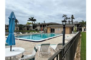 16881 Davis Rd 615, Fort Myers