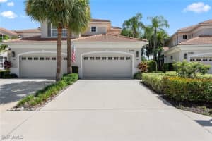 4710 Shinnecock Hills Ct 202, Naples