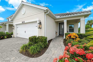 4691 Centaurus Cir, Naples