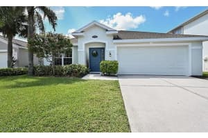 8439 Hollow Brook Cir, Naples