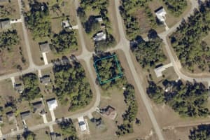 5001 Rosebud Circle, Labelle, FL 33935 Sold 09/15/25