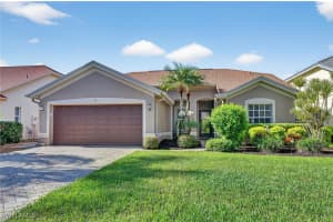 7613 Citrus Hill Ln, Naples