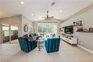 2438 Butterfly Palm Drive, Naples, FL 34119 - MLS#225066781