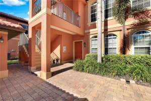 10049 Heather Ln 101, Naples