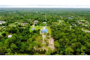 522 17th Street, Naples, FL 34117 - MLS#225066790