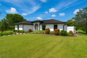 2560 2nd Street, Naples, FL 34120 - MLS#225066802