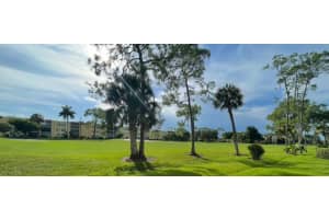267 Quail Forest Blvd 111, Naples