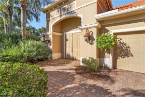 5030 Rustic Oaks Circle, Naples, FL 34105 - MLS#225066814