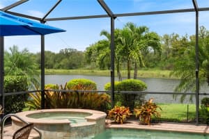12643 Kinross Ln, Naples