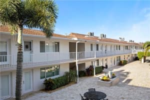 578 Broad Avenue, Naples, FL 34102 - MLS#225066861