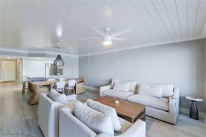 9103 Vanderbilt Drive, Naples, FL 34108 - MLS#225066872