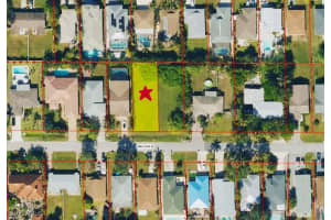 553 100th Avenue, Naples, FL 34108 - MLS#225066917