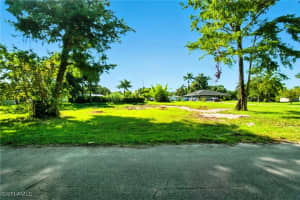 4364 Cypress Lane, Fort Myers, FL 33905 - MLS#225066964