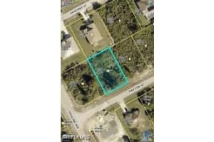 211 Paxton Street, Lehigh Acres, FL 33974 Sold 01/20/26