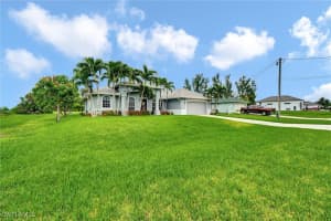 126 39th Place, Cape Coral, FL 33991 - MLS#225066967