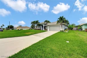 126 39th Place, Cape Coral, FL 33991 - MLS#225066967