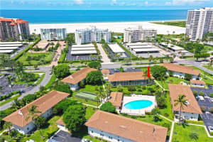 235 Seaview Ct E5, Marco Island