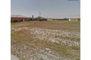 121 12th Terrace, Cape Coral, FL 33909 Sold 09/25/25