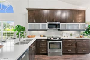 1733 San Bernadino Way, Naples, FL 34109 - MLS#225067056