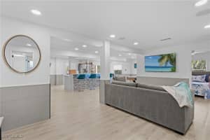 2 Avenida Carita, Fort Myers Beach, FL 33931 - MLS#225067065
